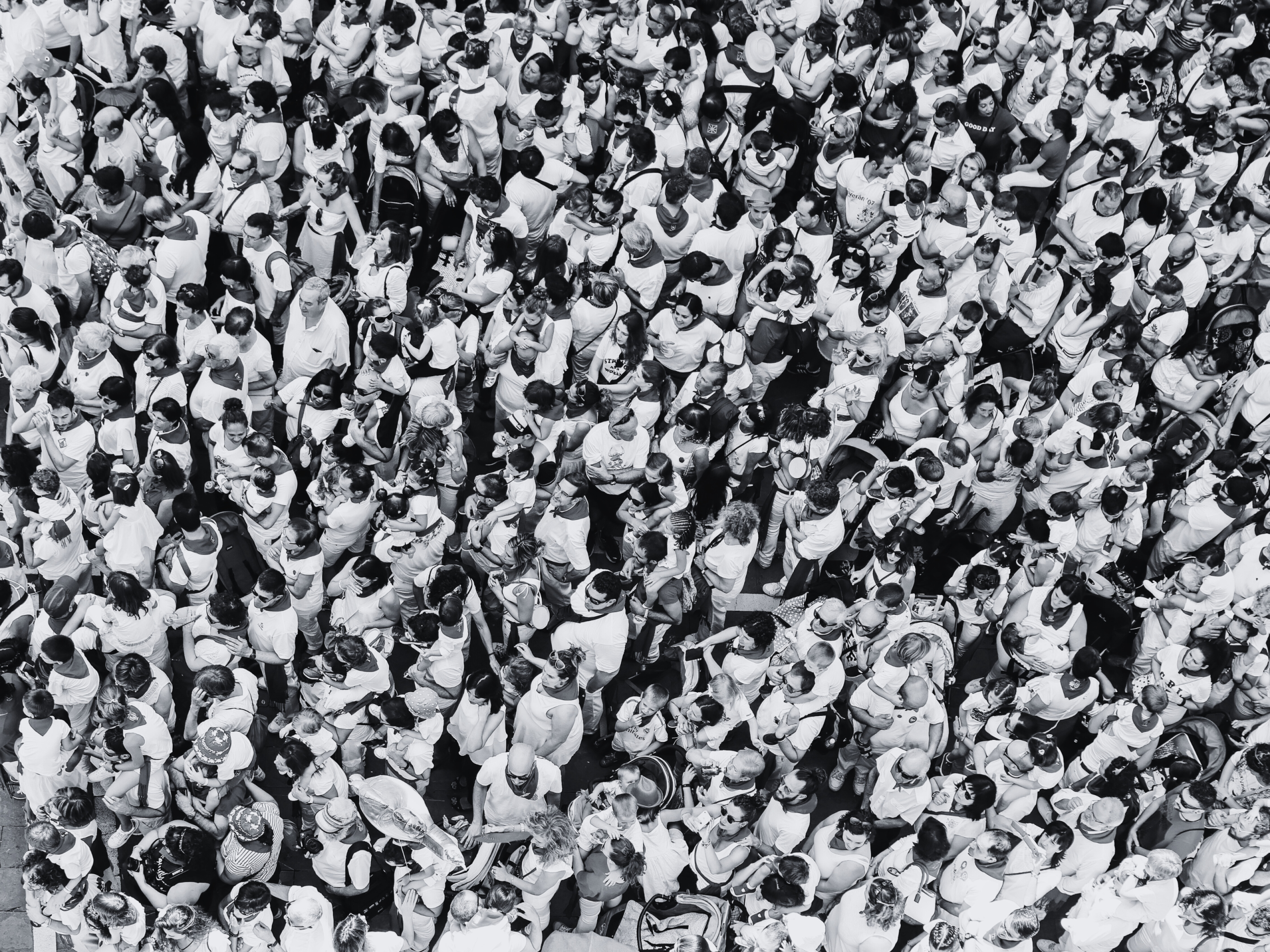 Cutting Through Noise in Saturated Markets
